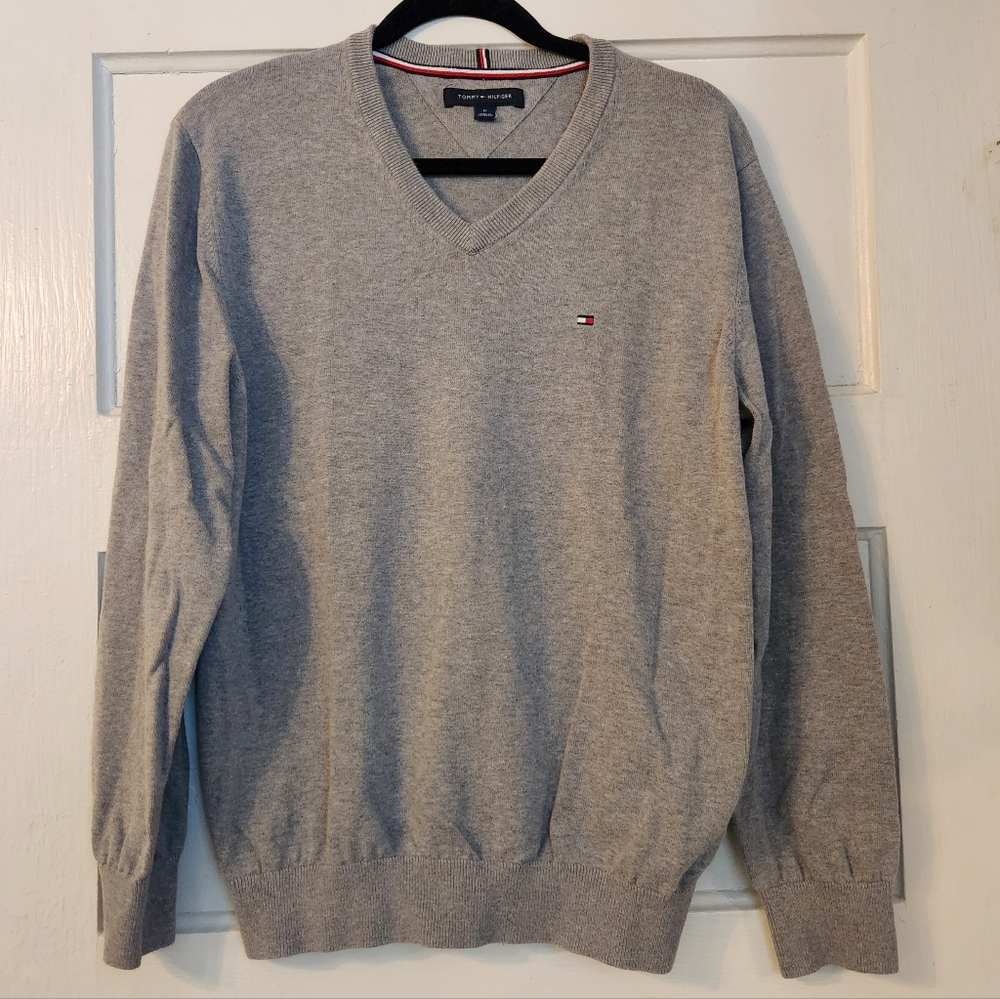 Tommy Hilfiger Men's Sweater, Heathered Gray 100% Cotton V-neck Size Medium EUC
